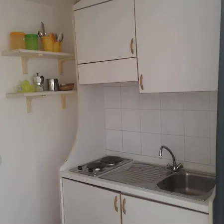 Capri Residence Apartment